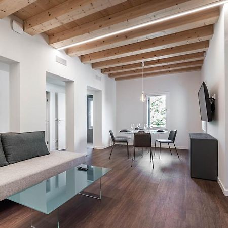 Palazzo '900 Design Flats - Il Caffe Apartment Padova Luaran gambar