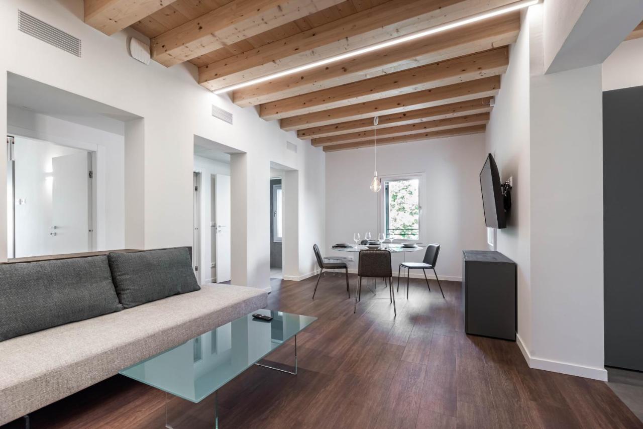 Palazzo '900 Design Flats - Il Caffe Apartment Padova Luaran gambar